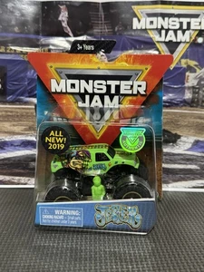 Monster Jam Jester Green Arena Favorites Diecast Truck HTF Rare 1/64 Poster - Picture 1 of 2