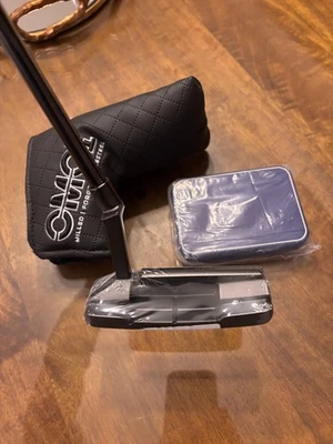 NEW MIZUNO BLACK M.CRAFT OMOI 02 PUTTER - 35" - Image 1 of 4