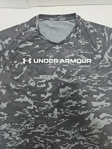 Hombre Grande Under Armour HEATGEAR Atlético Calce Suelto Gris Negro Camuflaje UA - Imagen 1 de 8