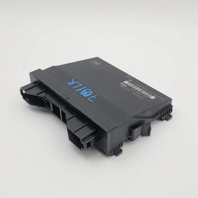 2005 2006 Mercedes CLK350 W209 Rear Temic Control Module - A2098200326 - Image 1 of 4