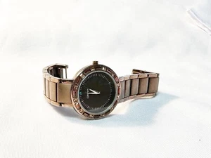Orologio donna DKNY bracciale tono bronzato con batteria nuova - Foto 1 di 6