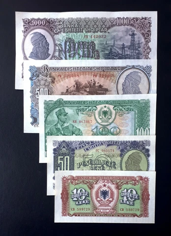Albania, complete set of 5 banknotes: 10; 50; 100; 500; 1000 Leke 1957 Cover