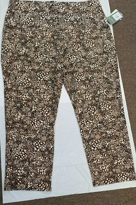 LYSSE 2X Lyssé Women's Neutral Pebble Ponte Pant  (ELF/NYC R1 Bin #18-3040) - Image 1 of 3