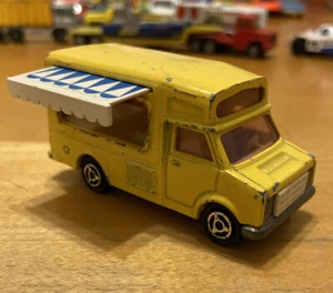 Camion furgone gelato Majorette Fourgon vintage Francia con paralume retrattile raro ++ - Foto 1 di 10