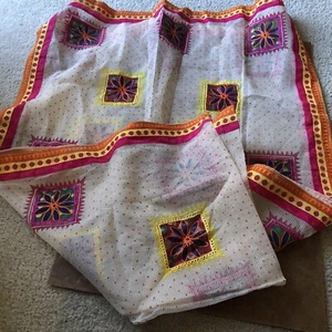 31x80” Traditional Indian Wedding Phulkari Our Table Runner - Picture 1 of 3