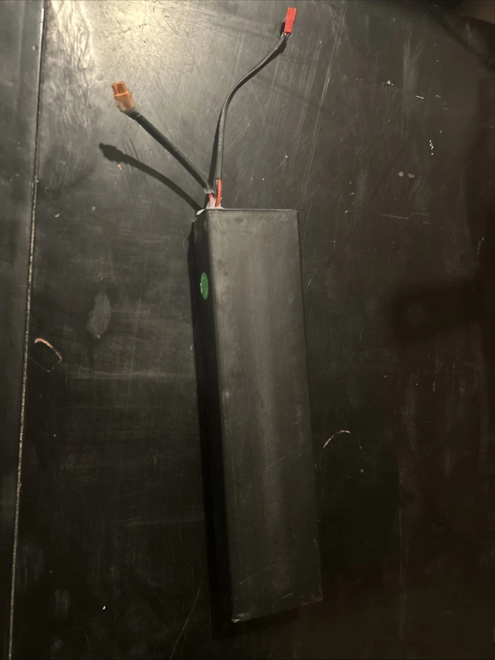 Electric Scooter Battery 10.4 Hour Battery - Image 1 of 4