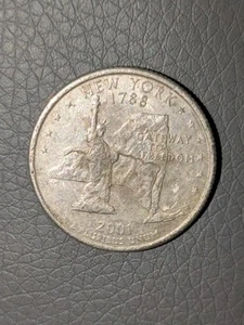 2001-P 25c New York State Quarter Clad Error Off Center - Picture 1 of 10