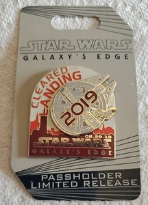 Disney Parks Star Wars Galaxys Edge 2019 Passholder Limited Release Pin new - Picture 1 of 3
