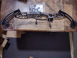 HOYT STRATOS 40 COMPOUND BOW...LH...SLATE/BLACK...60# - Picture 1 of 4