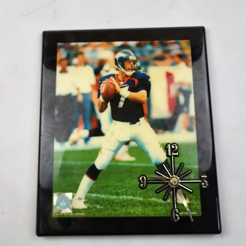 Vintage 1997 NFL Prolook John Elway Denver Broncos Photo Clock Licensed Cover