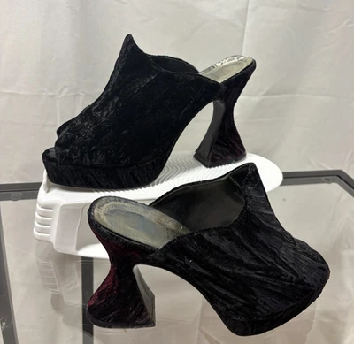 Rush Hour Express Vintage Women Shoes Velvet Black SZ 8B Y2K Platform Slides - Image 1 of 4