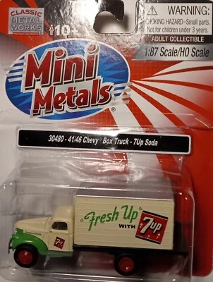 Camión de entrega/caja Chevrolet CMW Mini Metals #30480 1941-1946 "recién actualizado" con 7UP Foto 1 de 4