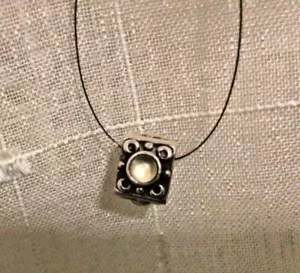 Authentischer Pandora Sterling Mondstein dreieckiger Bead Charm, nicht mehr produziert - Bild 1 von 6
