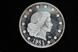 Vintage 1981 World Wide Mint in PROOF 1 oncia .999 argento tondo! - Foto 1 di 2