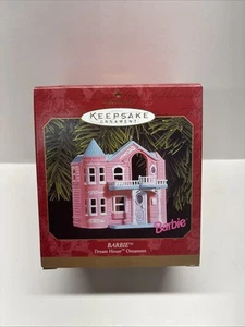 Hallmark Keepsake Barbie Dream House 4 inch Ornament - Pink (QXI8047) - Picture 1 of 2