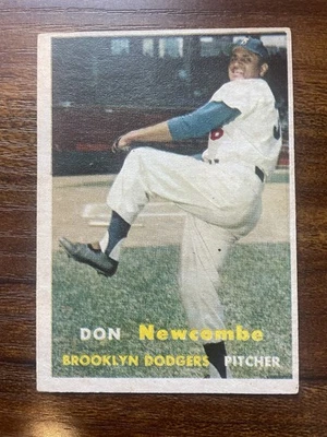 1957 Topps - Don Newcombe #130 Foto 1 de 2