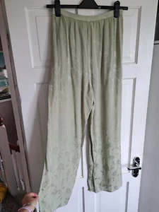 SAHARA Light Green Floral Wide Leg Viscose Trousers Size M - Picture 1 of 8
