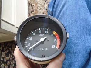 1968 FIAT 850 VEGLIA BORLETTI TACHOMETER OEM FREE SHIPPING - Picture 1 of 15