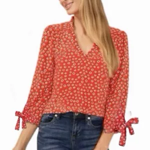 New CeCe Womens Daisy Floral Red Blouse 3/4 Sleeve Tie Cuff V Neck Sz M MSRP $74 - Picture 1 of 11