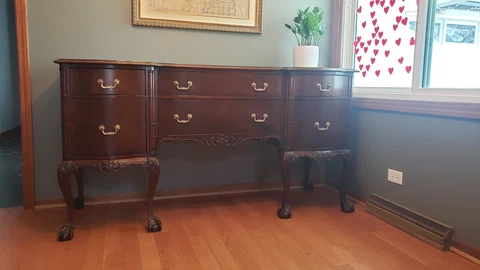 Antique mahogany Chippendale style buffet / sideboard, ball & claw feet Cover