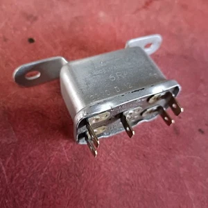 1977-1980 Rolls Royce Silver Shadow Wraith Bentley T2 Lucas 6RA 33307 Relay - Picture 1 of 5