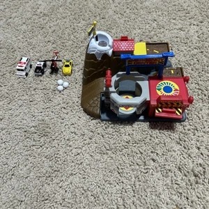 Vintage 2002 Micro Machines Emergency Center  Cop Ambulance Heli Porsche Set - Picture 1 of 8