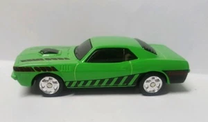 Maisto Plymouth Hemi Cuda Green / Black 1/64 Scale Diecast Loose New - Picture 1 of 4