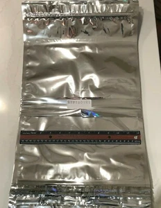 ESD/ Resealable, 12 x 18", 2.5 mil (20 pcs) - Picture 1 of 2