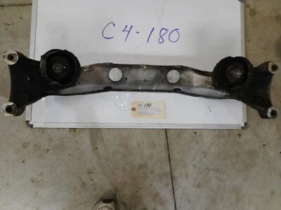 2001 LINCOLN LS FRONT ENGINE SUPPORT CROSS MEMBER Foto 1 de 4