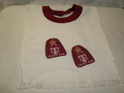 Texas A&M Aggies NCAA Handmade/Tea Towel Children's/Baby Bib NEW Cover