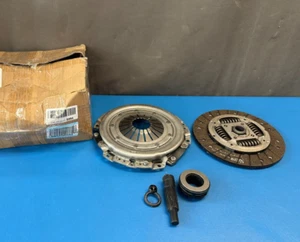 Valeo Clutch Kit 52285615 For 97-05 Volkswagen / Audi - Picture 1 of 16