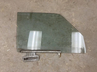 Volvo 240 244 245 1975-1993 paso delantero derecho puerta lateral ventana vidrio OEM #2423E Foto 1 de 4