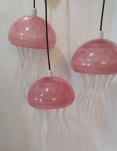 3 farbwechselnde Quallen LED Pendelleuchten je 9" hoch - Bild 1 von 6