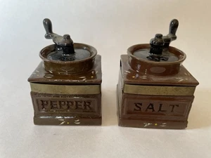 Vintage Kaffeemühle Salz und Pfefferstreuer Keramik Set Japan Braun 3,5" - Bild 1 von 4