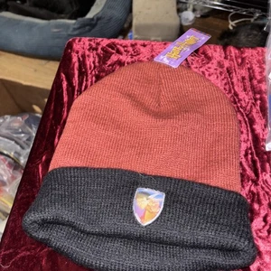Harry Potter Winter Beanie Osfm NWT  - Picture 1 of 8