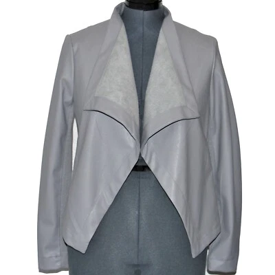 Chaqueta BB Dakota Drape Gris Imitación Cuero Bolsillos Talla Grande Foto 1 de 4