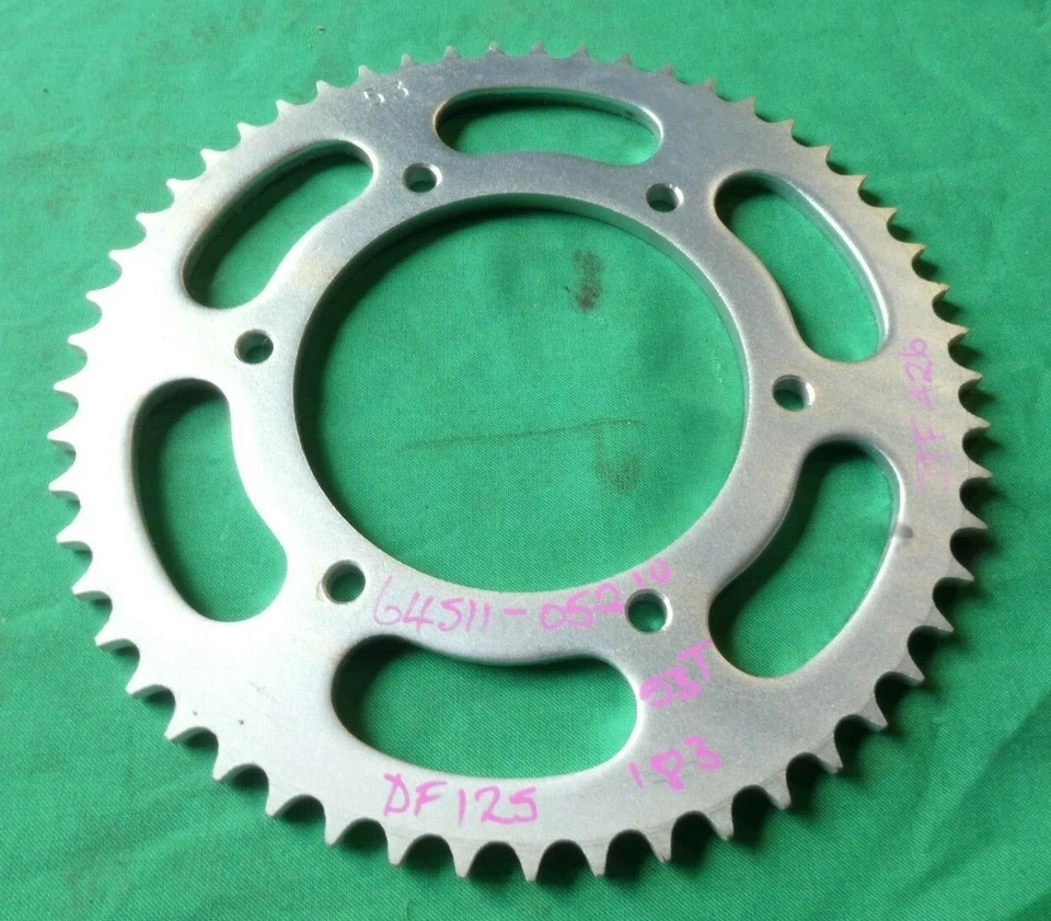 PIÑÓN TRASERO SUZUKI DF125 OEM 64511-05210 Foto 1 de 1