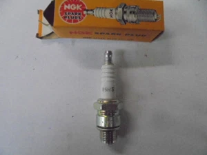 B5HS NGK Spark Plug (4210) - Volkswagen Classic Beetle - Picture 1 of 1