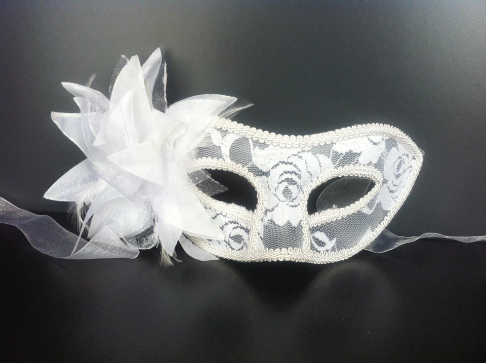 SEXY MASCHERA DI CARNEVALE PIZZO BIANCA STILE VENEZIA! BURLESQUE!! - Immagine 1 di 1