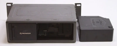 Pioneer 12-Disc Auto CD Player/Changer CDX-FM1235S Untested Parts - Image 1 of 3
