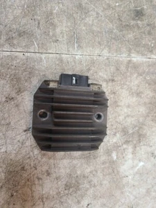 YAMAHA 700 VOLTAGE REGULATOR VENTURE 700 98 99 00 01 02 03 RW3645 - Picture 1 of 3