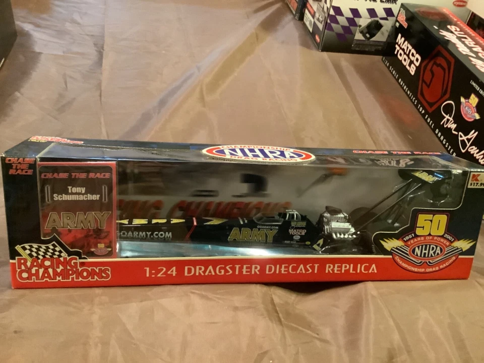 Racing Champions 1/24 Dragster Kenny Bernstein “Chase The Race”￼ — 第 1/1 张图片