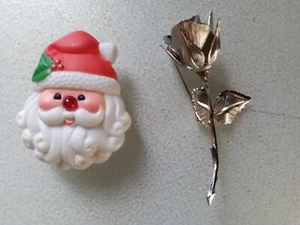Giovanni 1966 Legend Of The Christmas Rose Pin and Santa pin brooch - Picture 1 of 3