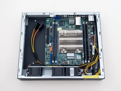 4-ядерный сервер Supermicro E300-9D Xeon D-2123IT X11SV-4C-TLN2F + 64 ГБ DDR4 ECC - Изображение 1 из 4