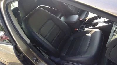 Passenger Front Seat  Leatherette Manual Fits 12-15 PASSAT 1505320 Foto 1 de 4