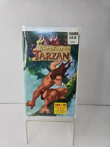 Walt Disney Tarzan Movie VHS Clamshell Brand New Factory Sealed - Foto 1 di 10