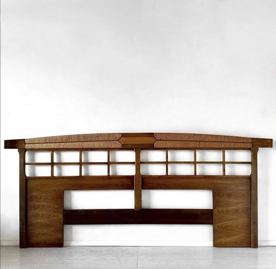 Cabecero MCM Walnut & Rush tamaño king mediados de siglo danés moderno cama de madera Foto 1 de 3