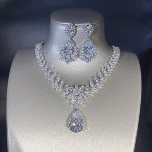 Swarovski   Crystal Bride Wedding necklace and earrings set - Picture 1 of 5