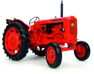 Nuffield Universal Four 1958 Tractor Vintage Tractor 1:16 Model 2715 - Picture 1 of 1