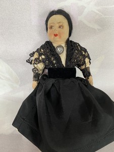 chad valley wiggle doll